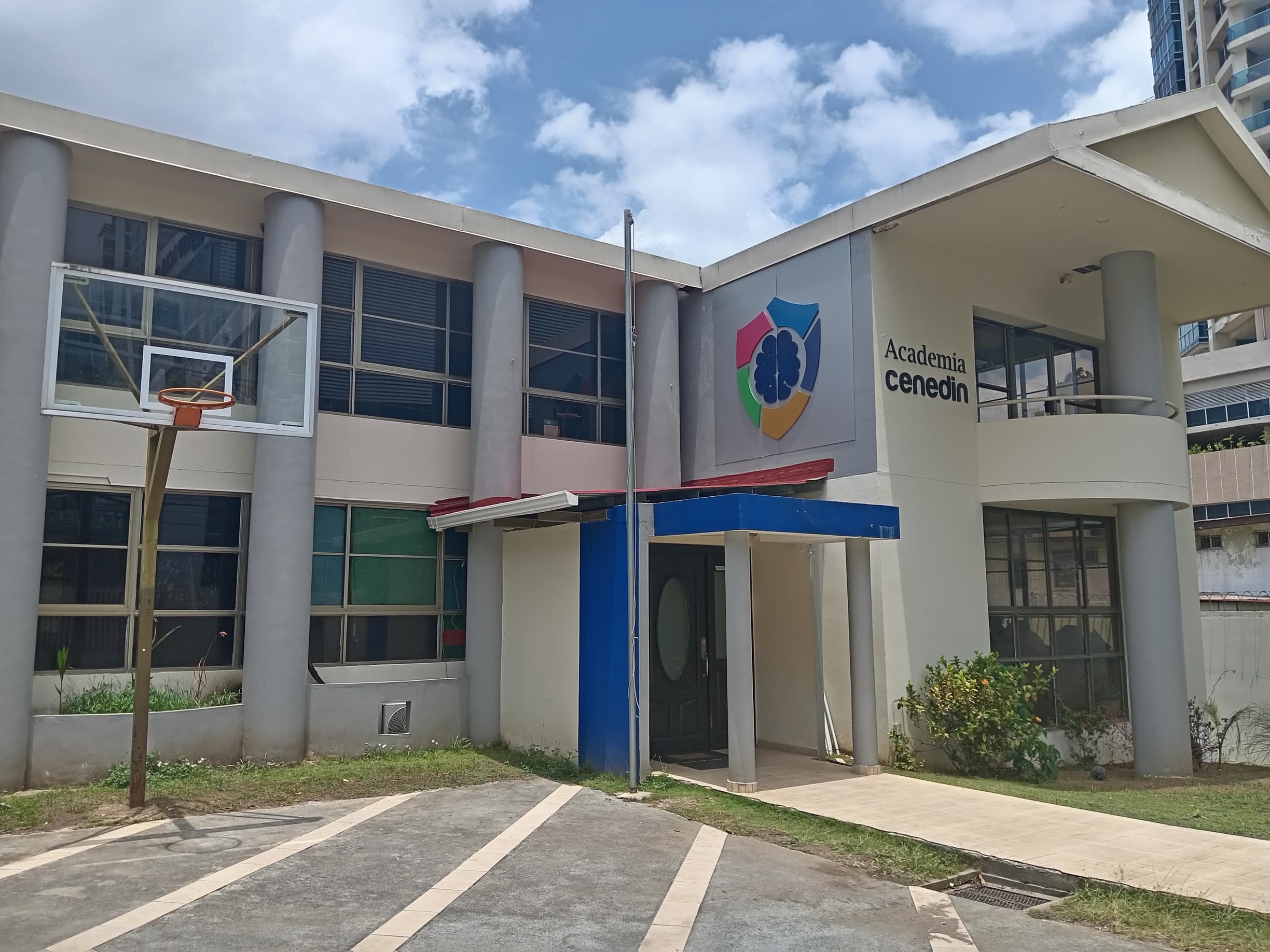 Academia Cenedin